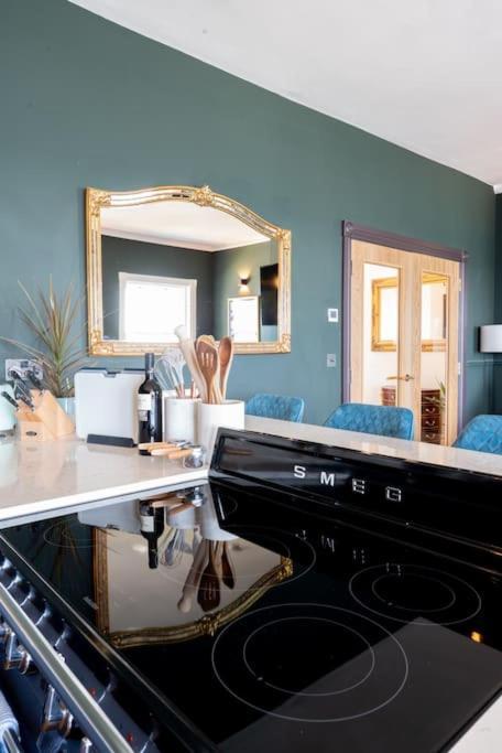 Luxury Duplex Penthouse On The Beach With Panoramic Sea Views Herne Bay Exterior foto